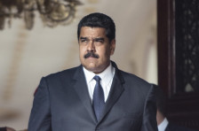 Српски медиуми блиски до власта за Македонија: „Балканската банана држава го слави падот на Венецуела“