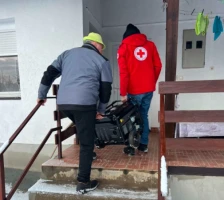 Црвен крст на Србија достави помош за 400 домаќинства, итна седница на Штабoт за вонредни ситуации