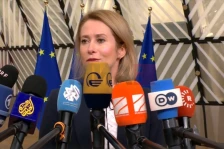 Калас: Мора да се притисне Русија за да преговара сериозно за мир во Украина