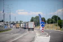 Камионџиите од Србија и БиХ продолжуваат со блокадите, во вторник состанок на министрите од Западен Балкан со ЕК