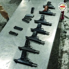 Царинска управа: На граничниот премин Богородица запленети девет пиштоли, едно лице во притвор