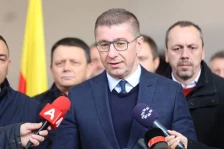 Мицкоски: Опозицијата, по жестоките и рафални критики кон нашиот стратешки партнер - Обединетото Кралство, сега ова го прави и кон САД