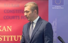 Мицкоски: Договорено намалување на цената на горивото со ОКТА