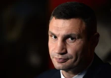 Кличко: Киев цел на необичен руски воздушен напад сред бел ден