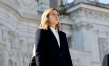 Италија ги намалува даноците на горивата додека цените растат поради војната на Блискиот Исток