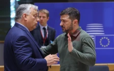 Орбан ќе ја блокира помошта за Украина додека не продолжат испораките на руска нафта