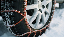 Завршува обврската за зимска опрема во возилата