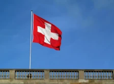 Швајцарија ги одбива прелетите на американските авиони поради војната во Иран