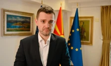 Муцунски го осуди обидот за опожарување на зградата на Еврејската заедница: Нема место за вакви дела во Македонија