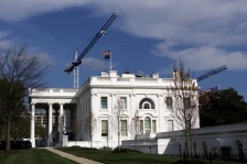 Судија ги запре работите на балската сала на Трамп во Белата куќа