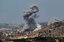 Израелските сили нападнаа позиции на Хезболах во јужен Либан