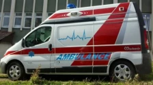 Затрупани со земја тројца работници на градилиште во Скопје, двајца пренесени на клиника, се работи на вадење и на третото лице