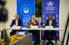 Ниеден пациент на Клиниката за онкологија не е без терапија, само еден лек за ретки болести доцни поради увозникот, тврди министерот Алиу