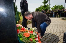 Тошковски: Никогаш нема да ја заборавиме жртвата на загинатите припадници на полицијата во Диво Насеље
