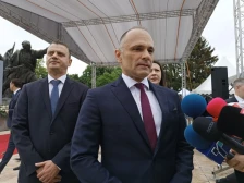 Филипче: Сѐ што кажува премиерот е само изговор, треба да се направат уставните измени