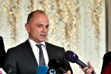 Филипче: Внесувањето на Бугарите во Уставот нема да го загрози македонскиот идентитет, граѓаните мора тоа да го знаат