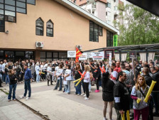 Вработените во секторот игри на среќа со предупредувачки протест