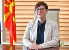 Димитриеска-Кочоска: Обезбедивме најповолни услови за задолжување, наша обврска е да ја задржиме фискалната стабилност