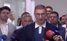 Во петок и и сабота средби со коалициските партнери од ВРЕДИ и ЗНАМ за најавената владина реконструкција