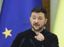 Зеленски му се закани на Лукешенко: Имате една недела или ќе преземеме акција