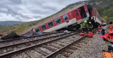 (Видео) Вкупно 79 повредени луѓе во судар на два воза во Словачка - telma.com.mk