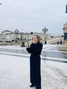 Шведската министерка по симит погача замина на средби со премиерот и министрите - telma.com.mk