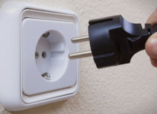 Граѓаните во исчекување – денеска ќе се знае каква цена на струјата скрои владата - telma.com.mk