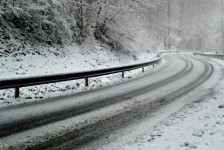 Првиот снег предизвика хаос во западна Србија - telma.com.mk