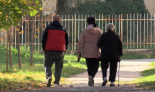 Пензионери денеска ќе протестираат пред Уставниот суд - telma.com.mk