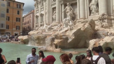 Две евра за доближување до Фонтана ди Треви - Рим воведува билети за туристите од 1 февруари - telma.com.mk