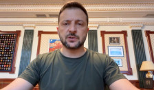 Зеленски се надева на „конструктивна дискусија“ за безбедносните гаранции со Трамп- Путин порача дека ако Киев не е подготвен за мирно речение тие ќе го решат прашањето со воена операција - telma.com.mk