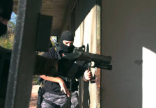 „Ние сме глас на народот“- со хип хоп рими за „ред и мир“ и вежбовна акција на „Џон Кенеди“, интервентната полиција објави дека го слави 6 години постоење - telma.com.mk