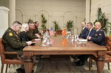 Мицкоски оствари средба со генерал-мајор Грегори Најт - telma.com.mk