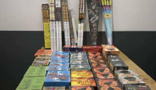 На Бит Пазар запленети над 6.000 парчиња пиротехника - telma.com.mk