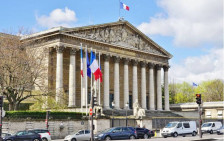 Министерката за култура на Франција под истрага за корупција - telma.com.mk