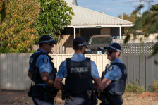 Тројца мртви, еден ранет, убиецот во бегство - пукање во Австралија - telma.com.mk