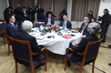 Конструктивна лидерска средба, со компромис во најава - telma.com.mk