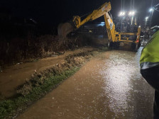 (ВИДЕО) ПО ОБИЛНИТЕ ВРНЕЖИ ОД ДОЖД ВО БИТОЛА, ИЗЛЕАНА ВОДА И ПОВЕЌЕ БЛОКИРАНИ УЛИЦИ - telma.com.mk