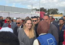 Анџелина Џоли ја посети египетската страна од преминот Рафа за да се сретне со палестинските бегалци и хуманитарни работници - telma.com.mk