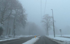 Забрана за сообраќај на камиони на патот Струга - Ќафасан поради снег, од 10 часот забрана за движење на товарни возила на ГП „Меџитлија“ поради протест - telma.com.mk