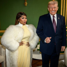 (Видео)Раперката Ники Минаж порача дека е „фан број еден“ на Трамп - telma.com.mk