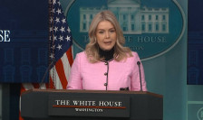 Белата куќа: Националниот безбедносен тим во „тесна кореспонденција“ со привремените власти во Венецуела - telma.com.mk