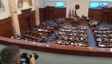 Гаши ќе ги стави на гласање другите два предлози за нови членови на КЗСД, откако Џихан Ахмед ја повлече својата апликација - telma.com.mk