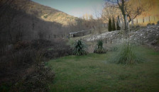 КОД: Кој пали куќи во велешките Нежилово и Капиново? - telma.com.mk