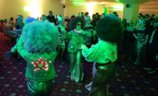 Лудило под маски во Струмица, вечери со смеа, танци и оригинални креации - синоќа маскенбал, вечерва карневалско дефиле - telma.com.mk