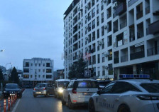 Мајка и дете скокнаа од балкон во Карпош - telma.com.mk