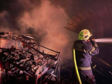 Пожар во пункт за старо железо во Струмица - telma.com.mk