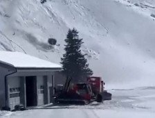 (Видео) Едно лице загина при пад на кабина на жичница во Швајцарија - telma.com.mk