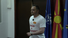 Пратеникот Цеков го напушта мнозинството - telma.com.mk