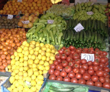 Велигденски ценовен шок, наместо полна празнична трпеза, се купува колку за проба - telma.com.mk